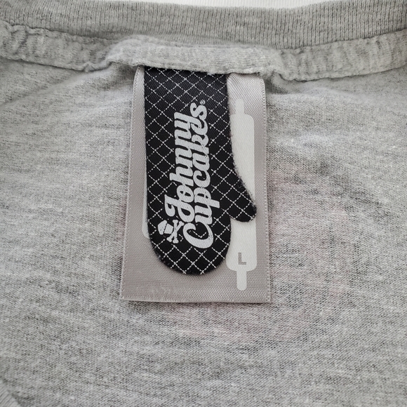 Johnny Cupcakes Women's T-Shirt | L - Picture 4 of 7